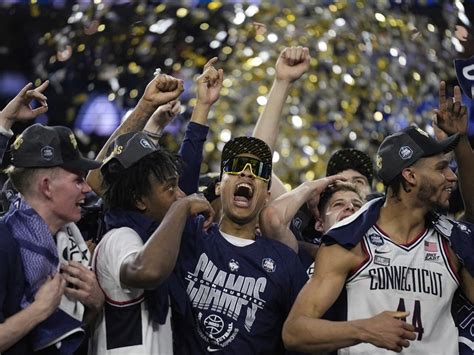 March Madness Photos Uconn Wins Ncaa Men S Title Across America