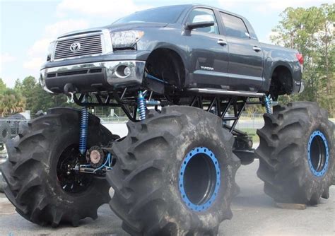 Lifthow to lift a pickup truck. The 9 Craziest Things People Do to Their Pickup Trucks