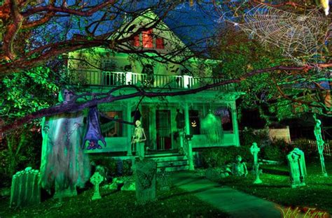 Browse this list, from outdoor porch ideas to ways to upgrade your mantel, window, and 78 diy halloween decoration ideas that are a mix of scary, cute, and everything in between. The 5 Spookiest Halloween House Exteriors — Eatwell101