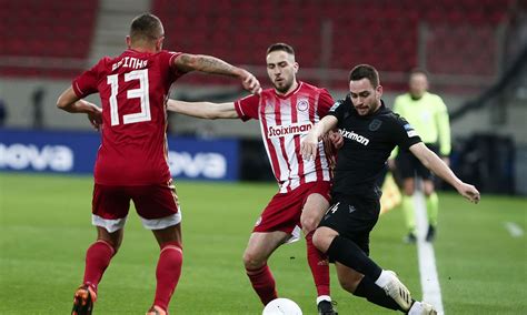 Please add the homepage on which the squad is supposed to be embedded. Ολυμπιακός - ΠΑΟΚ 0-0 (1ο Ημίχ.) - foul.gr