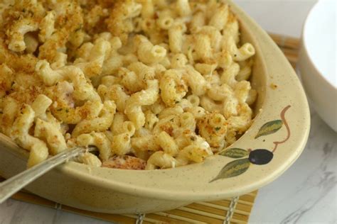 Whilst the pasta is cooking, add the butter to the frying pan over a medium heat. Instant Pot Red Lobster CopyCat Cajun Chicken Alfredo ...