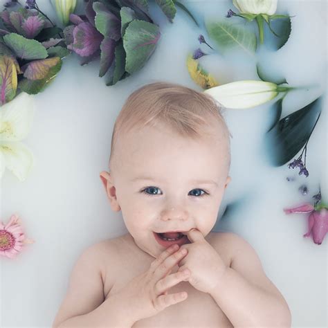 Giving your baby a milk bath is as easy as it sounds. HOW TO DO A MILK BATH PHOTO SHOOT | Baby milk bath, Milk ...