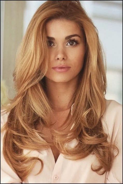 This pop queen never settles for anything less than extraordinary. Strawberry Blonde Actresses Under 25 | Goddess in Sexy