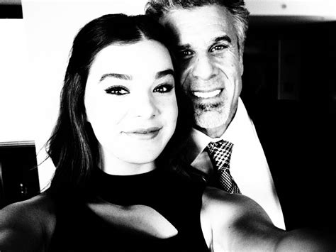 Photos Hailee Steinfeld And 9 Other Celebs Share Their Fathers Day