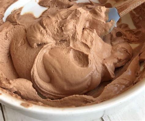 It's how i found her blog in the first place. Easy Keto Chocolate Frosty (The BEST low carb dessert ...