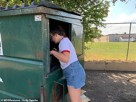 Woman Who Quit Her Job To Dumpster Dive Full Time Admits She Even Uses