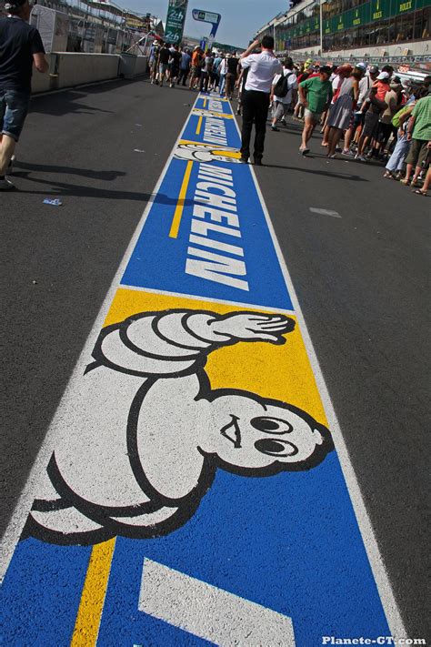 Collection comportant des voitures du 24 heures du mans. LeMans-2014-Paddock-02 (avec images) | Le mans, Voiture ...