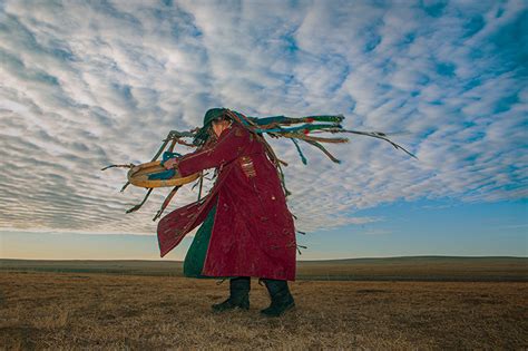 Mysterious World Of Shamanism In Mongolia Shaman Mongolia Water Spirit