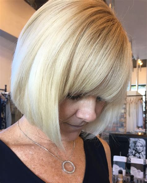 25 Chin Length Bob Hairstyles And Haircuts That Are Absolutely Stunning
