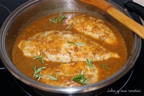 Corta el tocino en 4 tiras, introduce una en el mechador y mecha un solomillo. JULIA Y SUS RECETAS: Solomillo de pavo en salsa de mostaza