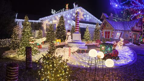 Best Homes Decorated With Christmas Lights In St George