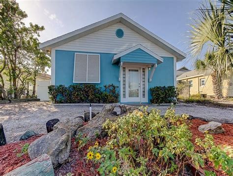 Pelican Beach Cottage Vacation Rentals In Florida Carter Vacation
