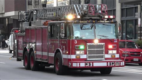 Chicago Fire Trucks Responding With Great Sounding Siren And Air Horn YouTube