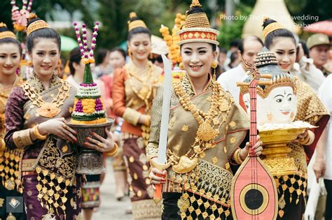 Lao new year photos in Luang Prabang 2017, part I | LAOS PHOTOGRAPHY TOURS