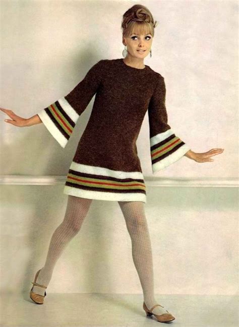 Groovy Sixties 24 Fabulous Photos Defined The 1960s Womens Fashion ~ Vintage Everyday