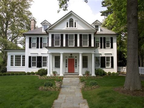 These 15 Colonial Style Homes Will Have You Feeling Warm