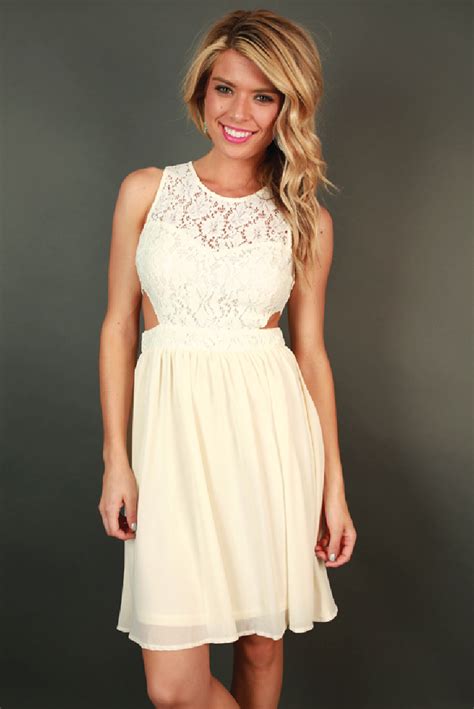 Pin On Say Yes To The Little White Dress