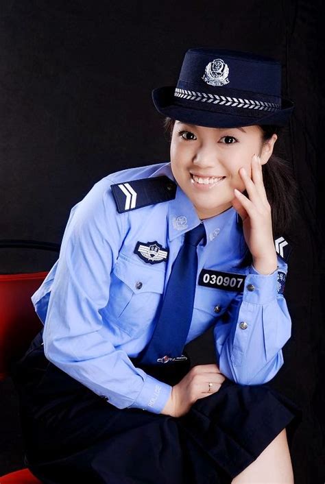 the uniform girls [pic] china policewoman uniforms x2