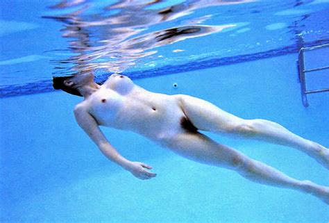 11 Fotos Desnudas bajo el agua Erógenas