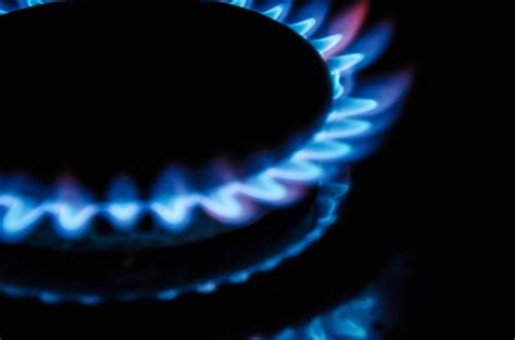Lượt xem 570 n4 năm trước. Why Won't Whirlpool Cooktop Ignitors Stop Clicking? | Hunker