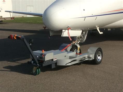 Finally A Towbarless Electric Aircraft Tug With Unique Universal