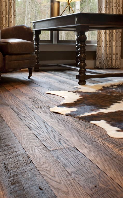 Reclaimed Antique Oak In Our Carolina Character© Floor