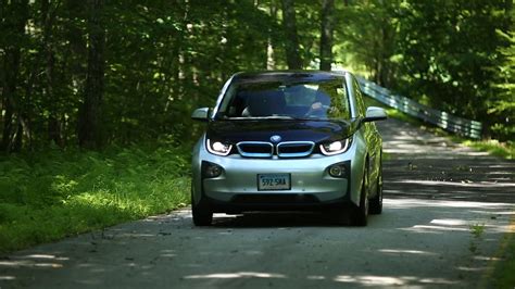 It has sufficient charm and appeal to make you want one regardless of the engine under the bonnet, yet. 2014 BMW i3 Review | Consumer Reports - YouTube
