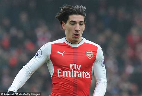 Héctor bellerín moruno (born 19 march 1995) is a spanish professional footballer who plays as. Arsenal news: Hector Bellerin on Juventus' transfer radar ...