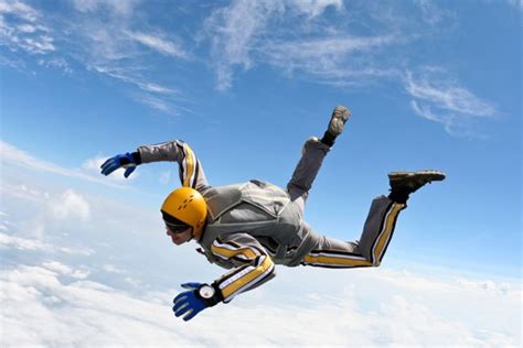 Kuala lumpur taiping >important notice:it is mandatory to wear a mask onboard all buses, trains and ferries. Skydiving Taiping Kuala Lumpur Malaysia