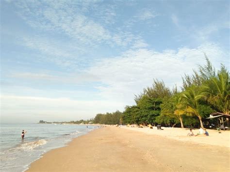 Villa ini menyediakan fasilitas lengkap kelas hunian bintang 5. Hidup di Balikpapan #6 : Pantai Manggar - Helmy Satria Blog