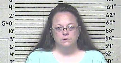 Clerk In Kentucky Chooses Jail Over Deal On Same Sex Marriage The New York Times