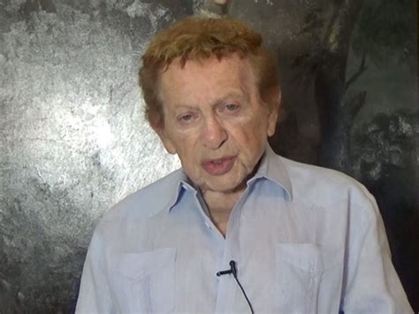 He is an actor and writer, known for the jerk (1979), history of the world: Jackie Mason: 'Moron' Stephen Colbert Will Drop His Pants ...
