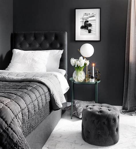 22 Best Black Bedroom Ideas And Designs For 2020