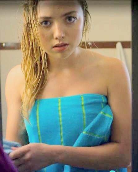 Peyton List 👰 Peyton List Bikini Payton List Peyton R List