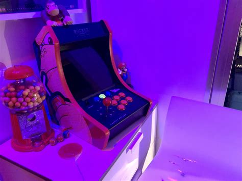 Neo Legend Paris Pocket Arcade Kong