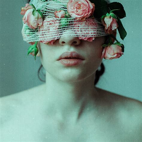 Laura Makabresku Mystic Photography Blog Graphiste Sculptures