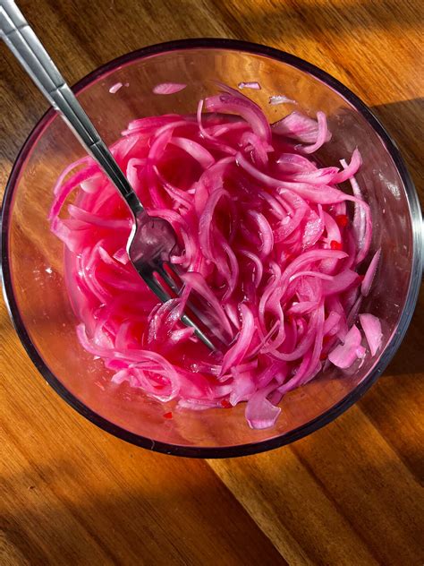 Easy Pickled Red Onions Cebollas Curtidas Cafehailee