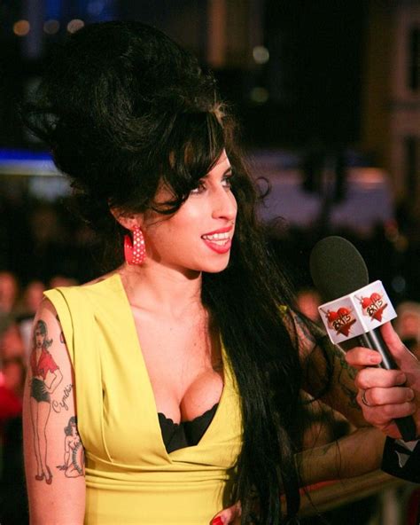Amy Winehouse On Instagram Amy Winehouse On The Red Carpet At The BRIT Awards