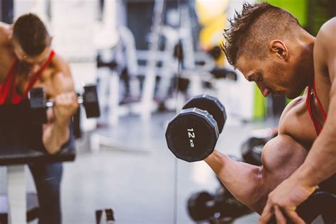 A steroid is a biologically active organic compound with four rings arranged in a specific molecular configuration. Brain Imaging Study Suggests Long-Term Steroid Use Can ...
