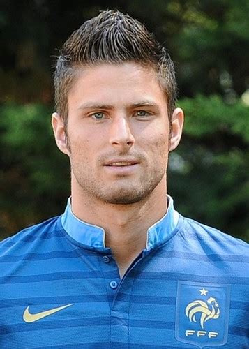 Giroud relies more on reputation now than his actual. Olivier Giroud hairstyles, haircuts and hair - Style guide ...