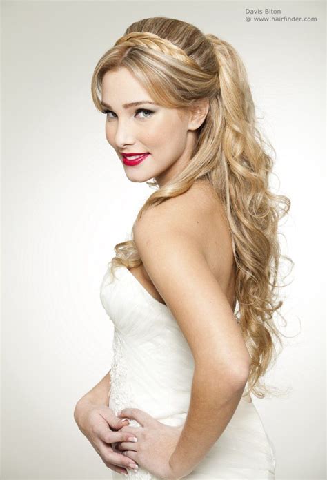 Blonde Princess Hairstyle Princess Hairstyles Hair Styles Model Hair