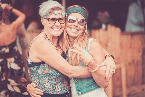 Older friends: 8 reasons why everyone should have at least one age-gap 