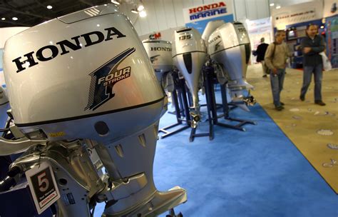 Inboard Vs Outboard Why Outboard Motors Have Become The Standard For