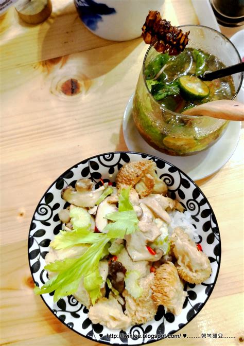 Limit 1 voucher per person. PAPASAN CANTEEN 食堂 @ OLD KUCHAI ROAD, TAMAN DESA