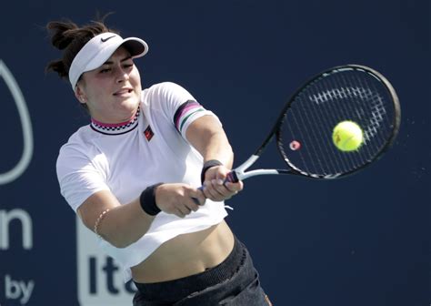 Bianca Andreescu Wont Play For Canada In Fed Cup Due To Injured Shoulder