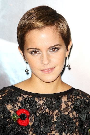 emma watson s pixie haircut is a major harry potter throwback