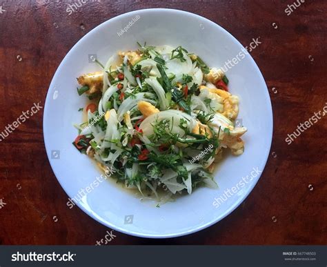 Yam Kai Dao Spicy Sour Fried Stock Photo 667748503 Shutterstock