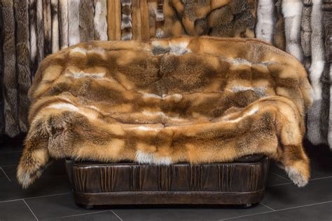 Check out our red fur blanket selection for the very best in unique or custom, handmade pieces from our blankets & throws shops. European Red Fox Fur Blanket - real fur | Paustian ...