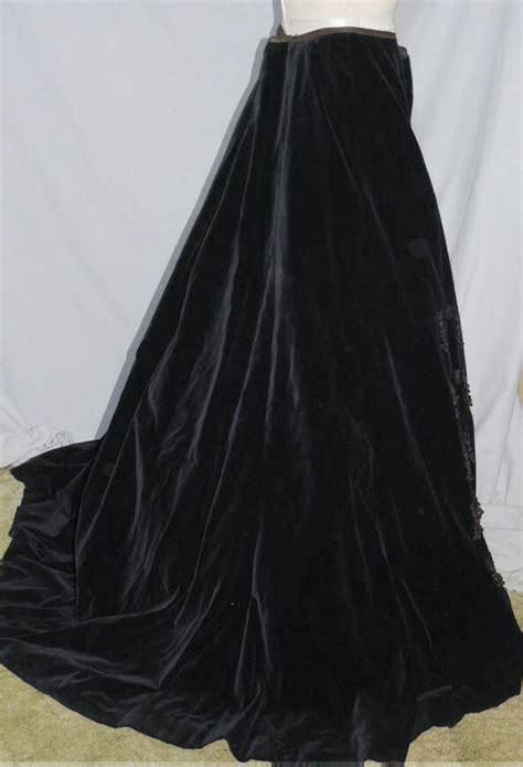 All The Pretty Dresses Edwardian Black Velvet Outfit