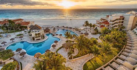 Oyster.com secret investigators tell all about plaza pelicanos grand beach resort. Grand Park Royal Cancún Caribe | Beach Hotels & Resorts